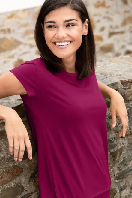 Ženska trendovska majica, fuksije